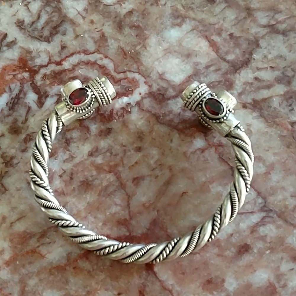 Sterling Renaissance garnet bracelet